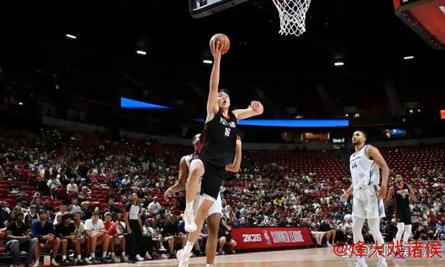 开拓者失利后,斯普利特赛后点评杨瀚森防守失误 开拓者失利后,斯普利特赛后点评杨瀚森防守失误