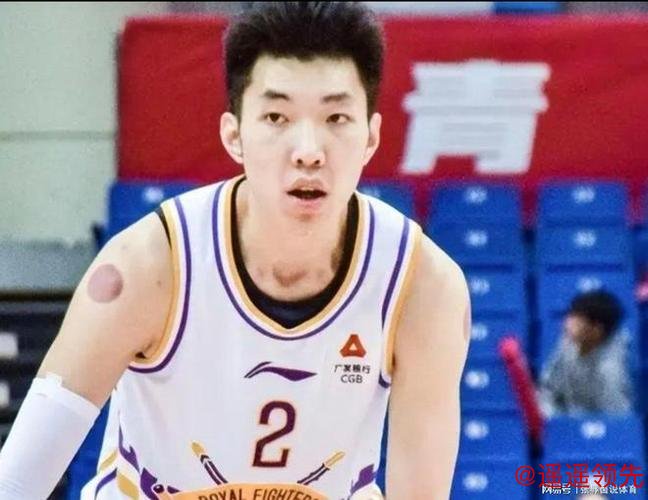 费尔德32分北控险胜深圳总分1-1 廖三宁20+10